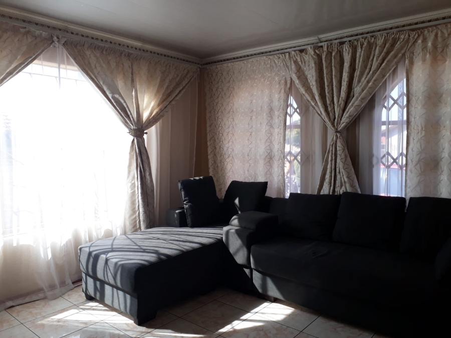3 Bedroom Property for Sale in Tlhabane North West